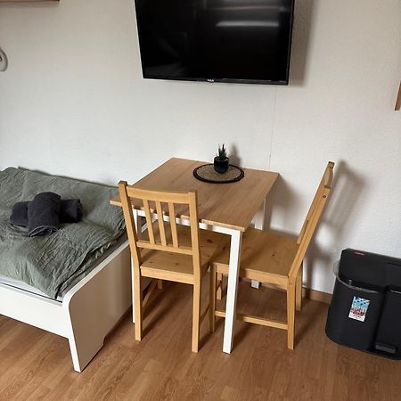 Guenstiges Apartment Gelsenkirchen Schalke Экстерьер фото